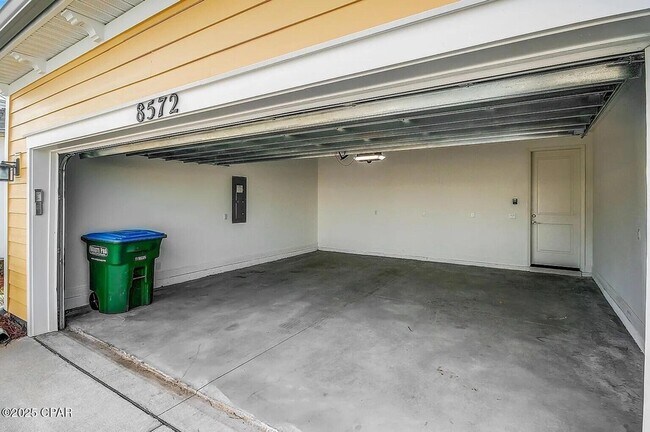 Building Photo - 8572 Margaritaville Blvd