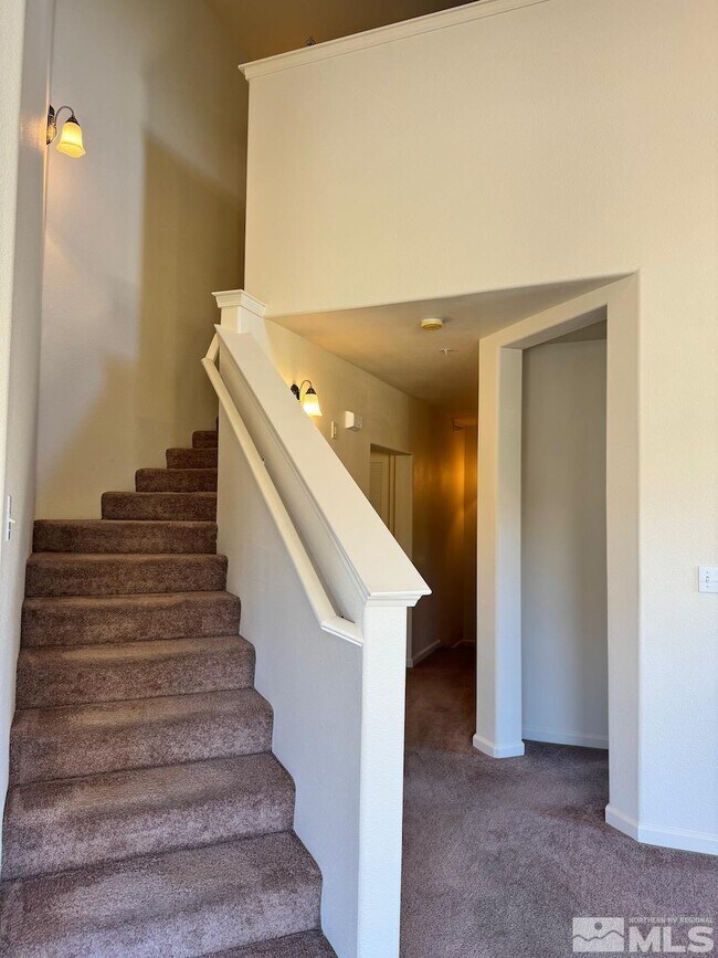 Building Photo - 1325 S Meadows Pkwy