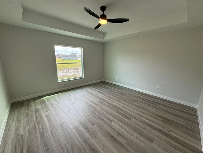 Building Photo - Beautiful 3BR/2BA/2 Car Garage Home!  NO APPLICATION FEE!