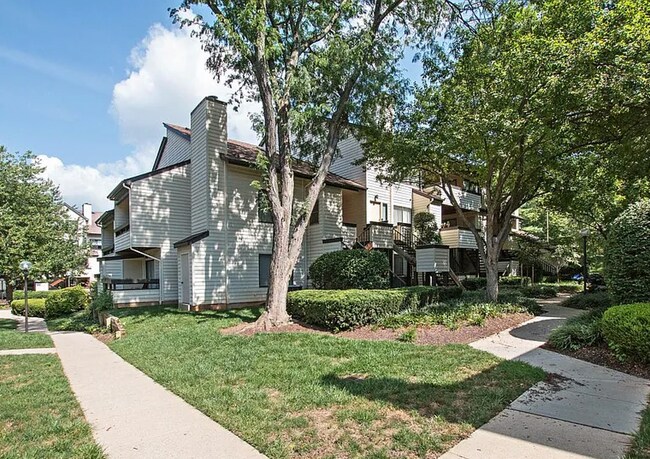Building Photo - 9960 Hellingly Pl