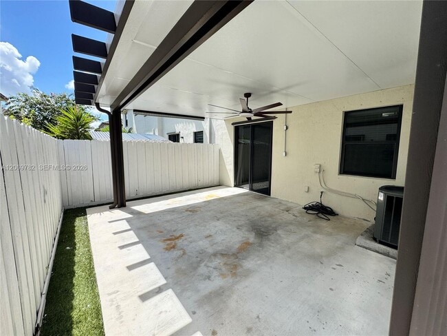 Building Photo - 11424 SW 252nd St