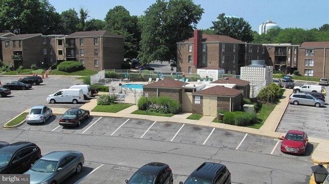 Building Photo - 3200 Spartan Rd