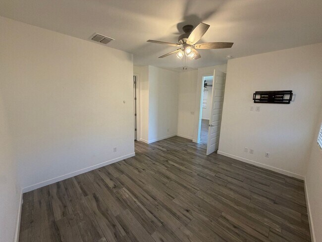 Building Photo - 24596 N 170th Dr