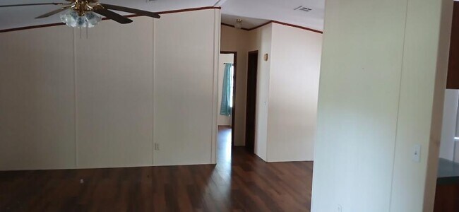 Building Photo - 24070 NE 152 Ln