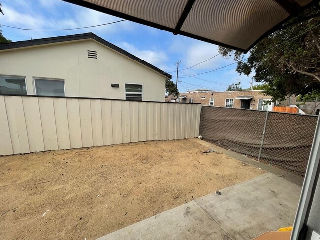 Building Photo - 2866-70 Ocean View Blvd