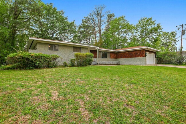 Building Photo - 1315 Kimwood Dr