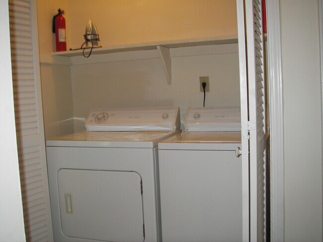 Laundry - 781 Houston Mill Rd NE