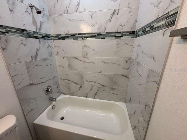 Building Photo - 9130 N Mendoza Way