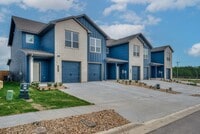 Building Photo - 8420 Adelaide Dr