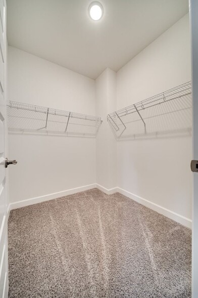 Master Closet - 7501 Highway 70 S