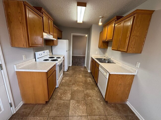 Building Photo - 3 Bedroom 2 Bathroom House for Rent in Lincoln, Arkansas!