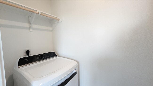 Building Photo - 3044 Dawn Sound Dr