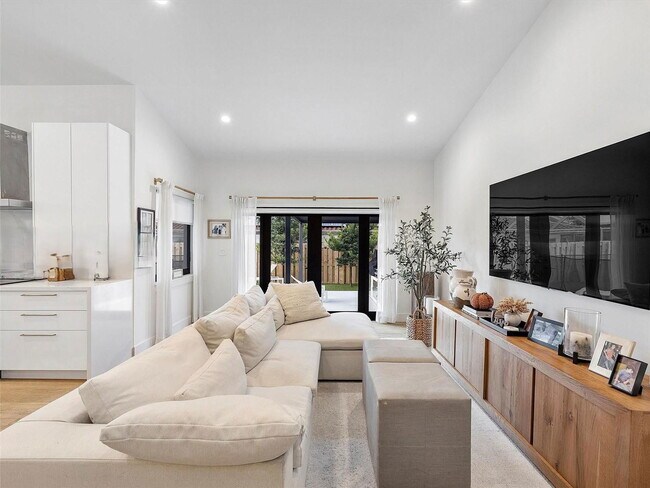 Building Photo - 3776 SW 107th Ct