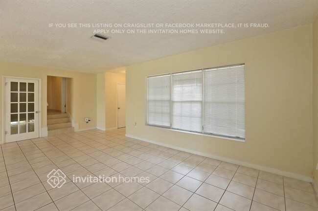 Building Photo - 18935 NW 8th Ave