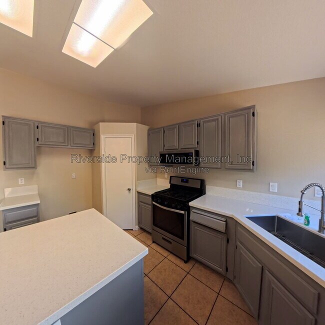 Building Photo - 25940 Xana Way