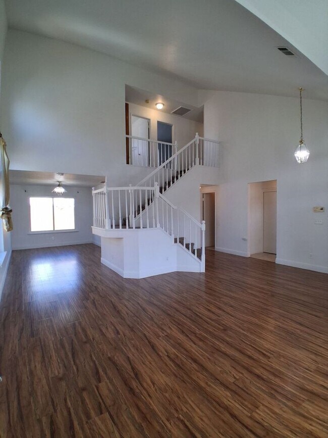 Building Photo - 277 W El Paso Ave