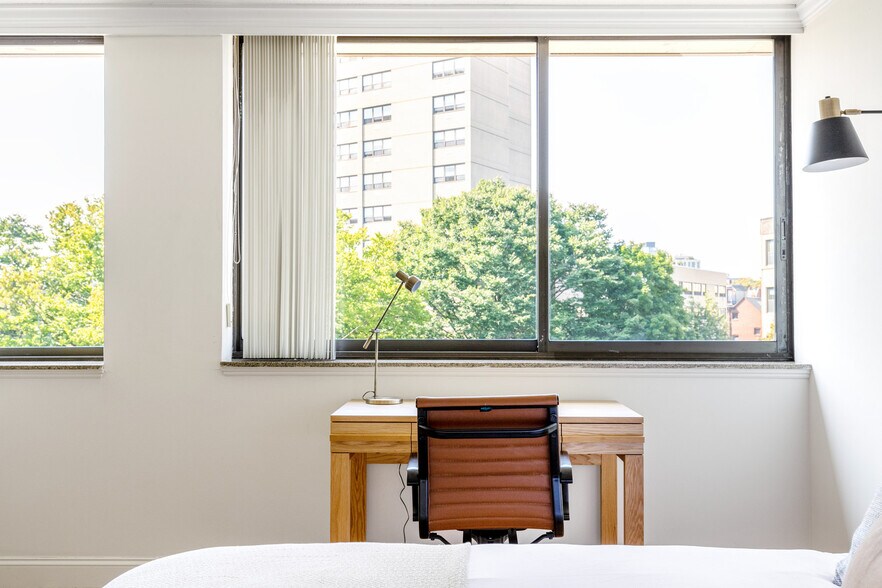 Building Photo - 20 Fourth Avenue-SI ID6030A