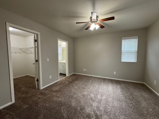 Building Photo - Updated 3 Bedroom in Springs Ranch