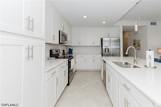 Building Photo - 5715 Double Eagle Cir