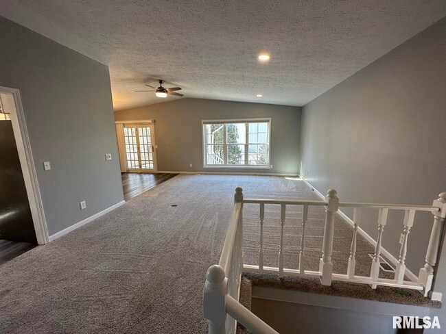 Building Photo - 3840 Wakonda Dr