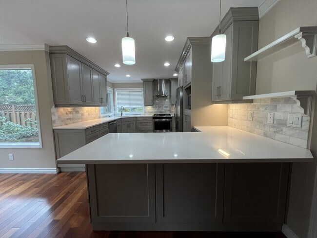 Building Photo - Stunning 4BR Home with Formal Living & Dining, Office & Gourmet Kitchen