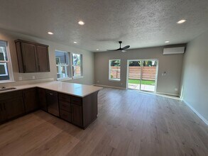 Building Photo - 1125 Sally Ln
