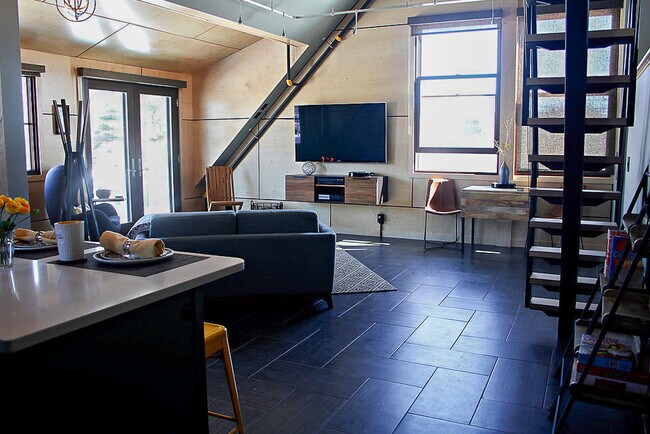 Building Photo - 517 Ocean House Rd