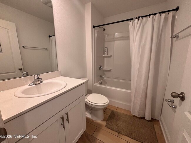 Building Photo - 248 Zancara St