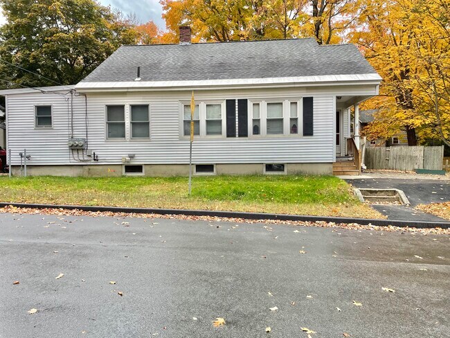 Building Photo - 3 Gilman St