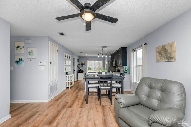 Building Photo - 1512 Galvin Ave