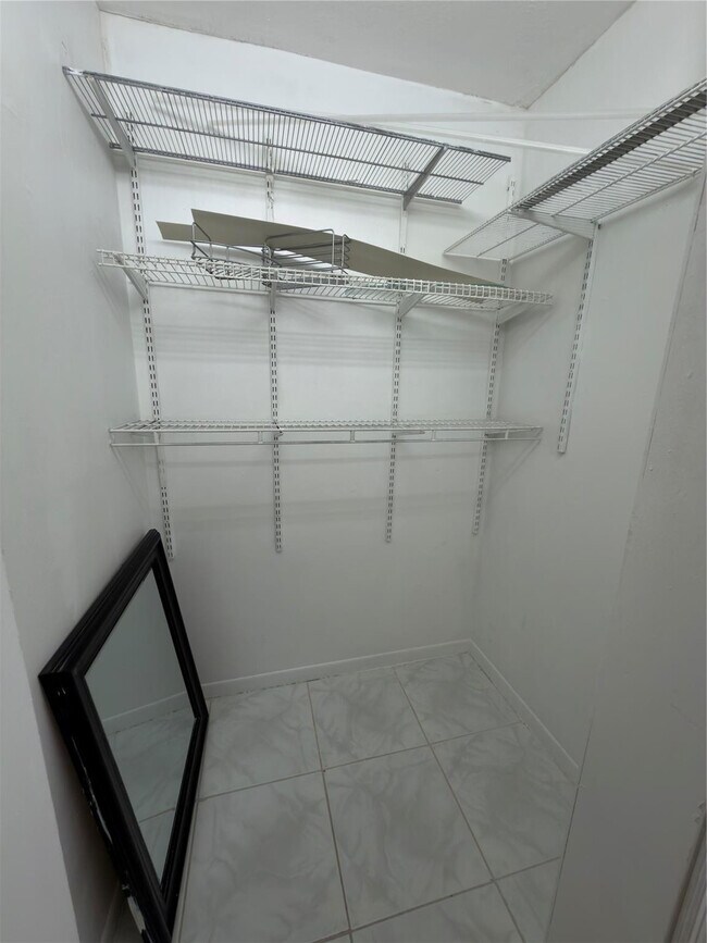 Building Photo - 15675 SW 74th Cir Dr