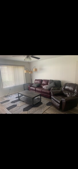 Primary Photo - 4702 Madrid Way