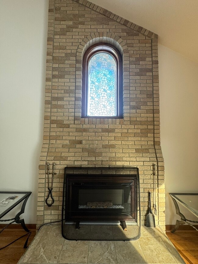 Building Photo - 651 Aldrich Rd