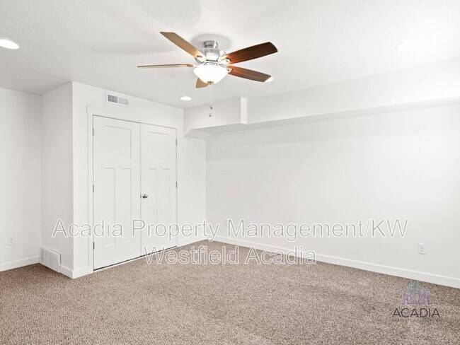 Building Photo - 664 N 130 E