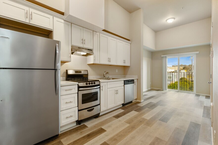 Interior Photo - iStudios