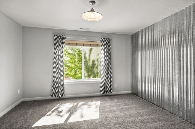 Building Photo - Exquisite 4 Bed, 2.5 Bath Redmond Retreat: Endless Backyard Amenities, Farmhouse Upgrades, and Tr...