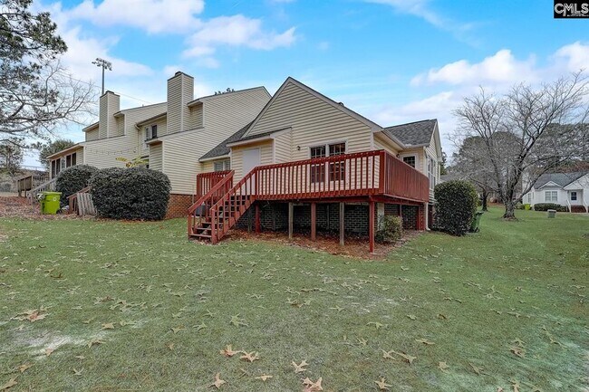 Building Photo - 20 N Lake Pointe Dr