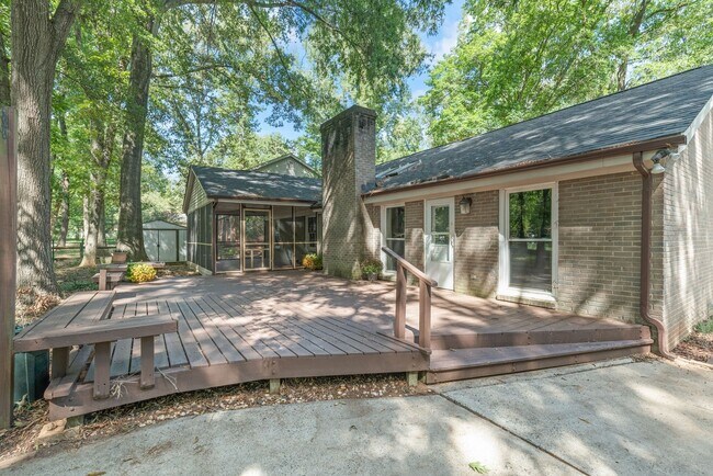 Building Photo - (Coming Soon) Beautiful Ranch Home in South Charlotte