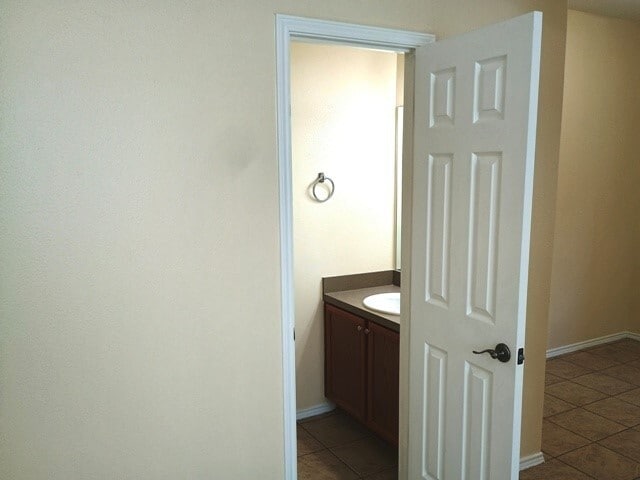 Building Photo - 23862 Pebworth Pl