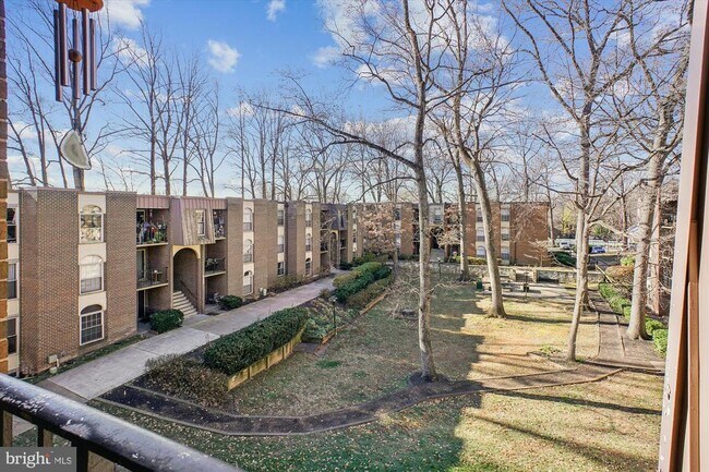 Building Photo - 3356 Woodburn Rd