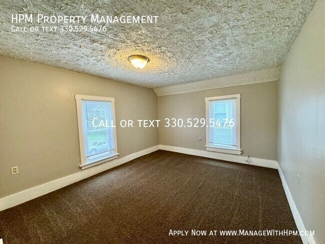 Building Photo - 2822 4th St NW