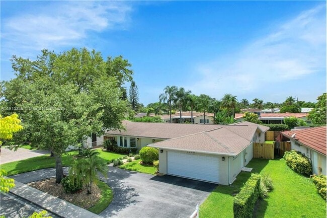 Building Photo - 1118 N 46th Ave