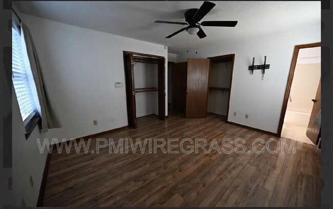 Building Photo - 267 Barbara Dr