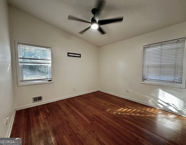 Building Photo - 694 Inglewood Dr
