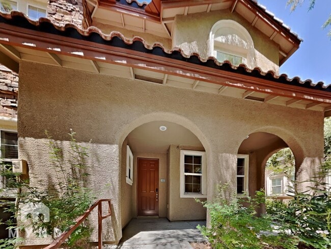 Primary Photo - 8456 Insignia Ave