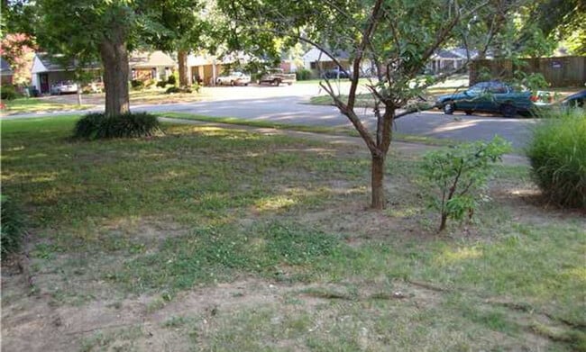 Building Photo - 964 Elizabeth Ln