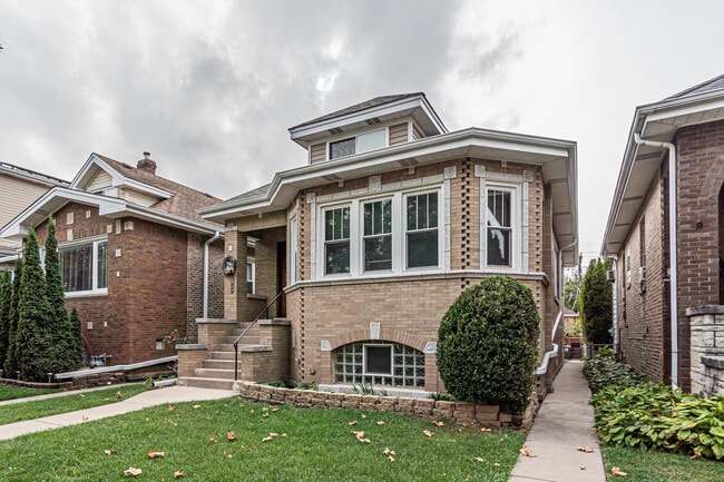 Building Photo - 3108 N 78th Ct