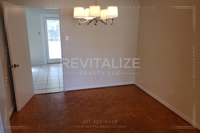 Building Photo - Beautiful 4 Bed 2 Bath Home in Daphne!!