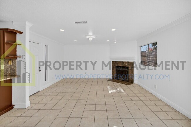 Building Photo - 8991 Fox Creek Dr