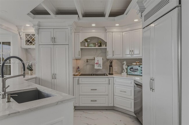 Building Photo - 16 North Dr